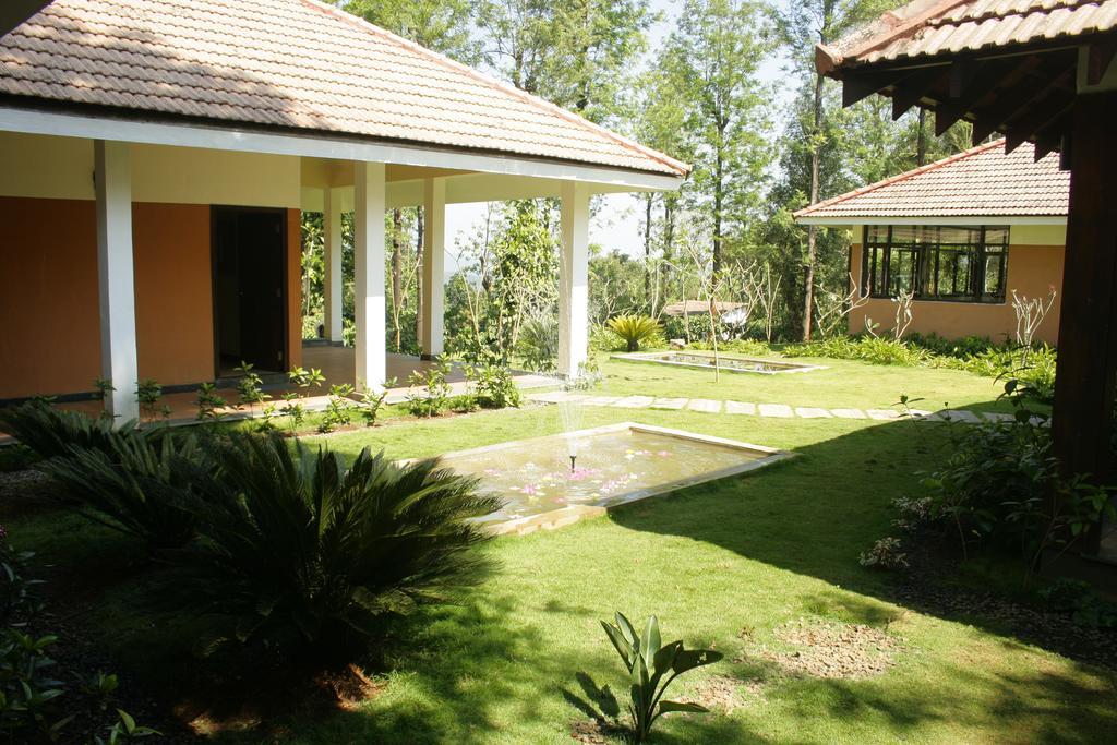 The Windflower Resort & Spa, Vythiri Wayanad Buitenkant foto