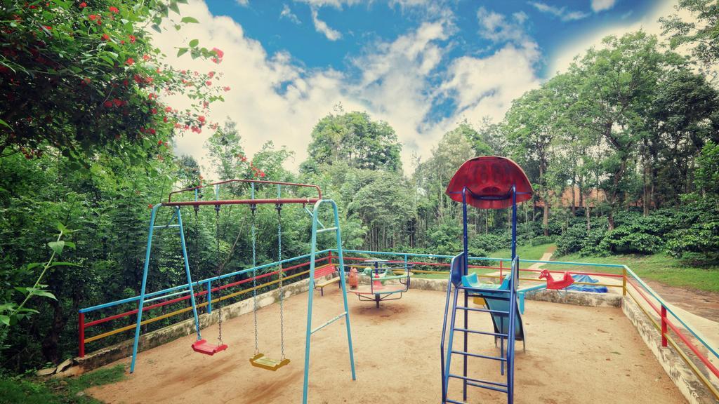 The Windflower Resort & Spa, Vythiri Wayanad Buitenkant foto