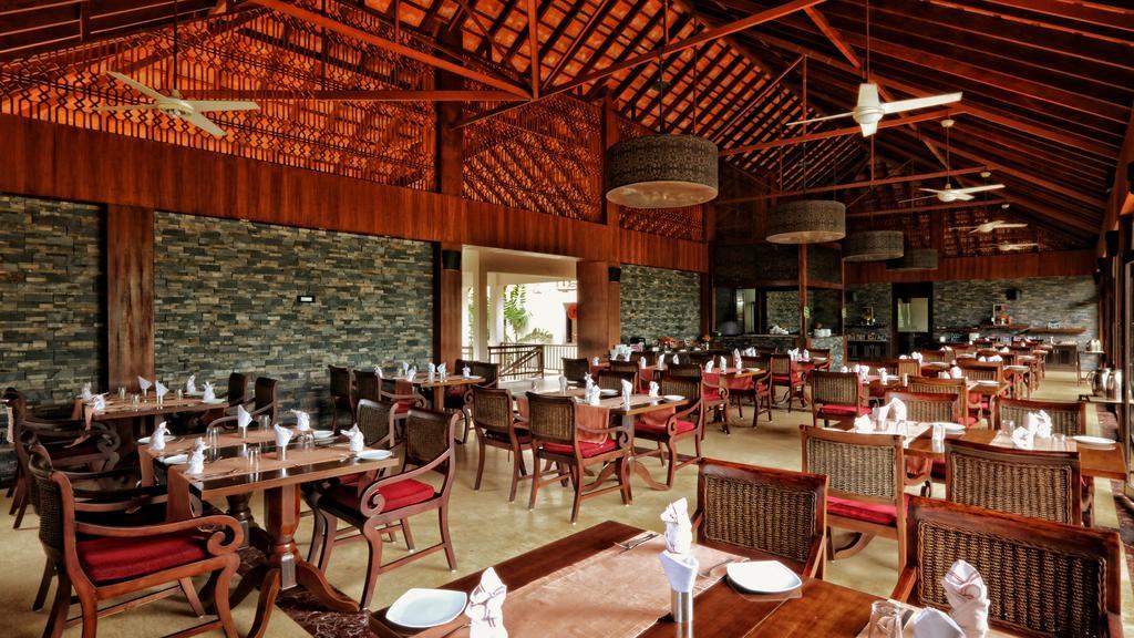 The Windflower Resort & Spa, Vythiri Wayanad Buitenkant foto